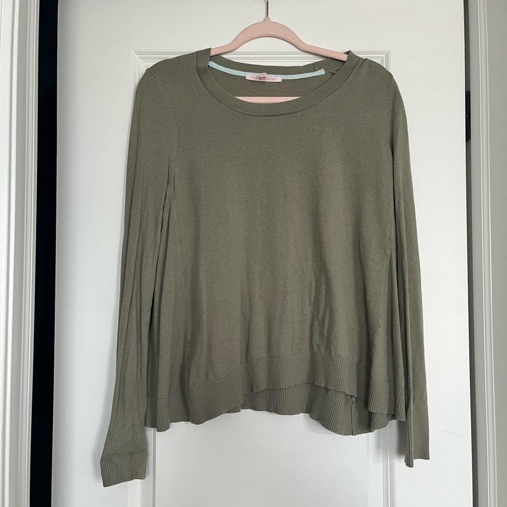 Victoria’s Secret lounge shirt